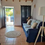 Casa Da Ribeira Casa de Férias *